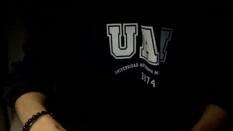 papy_dani33 online show from November 27, 7:43 am