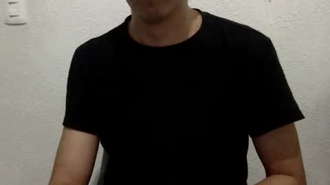 papy_dani33 online show from April 3, 8:56 am