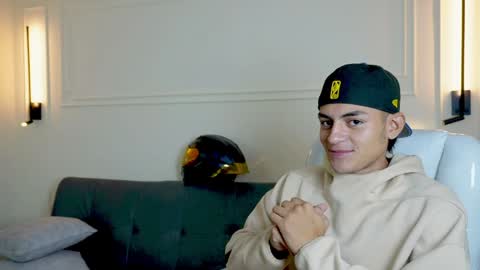 Ryan And Casper online show from January 24, 3:22 am