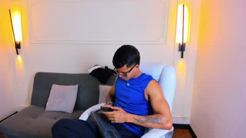 Ryan And Casper online show from April 8, 8:31 pm