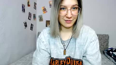 Snapshot of paradisexparadisex chatting on January 18, 11:44 pm paradisexparadisex online show from January 18, 11:44 pm