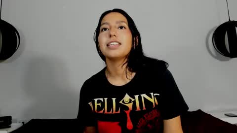 paranoidtemptaion_ online show from February 26, 3:42 am