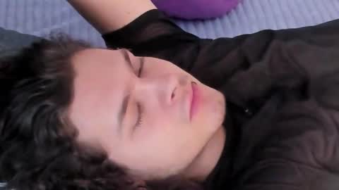 paranoidtemptaion_ online show from September 16, 10:49 am