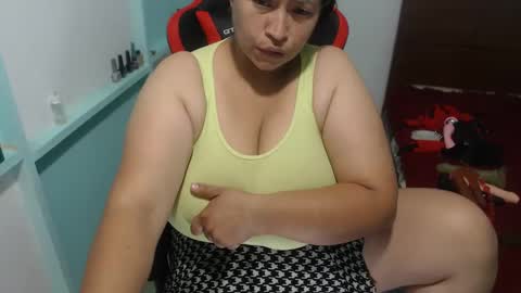 Snapshot of pareja_explosivasexx chatting on September 26, 8:07 am Luna online show from September 26, 8:07 am