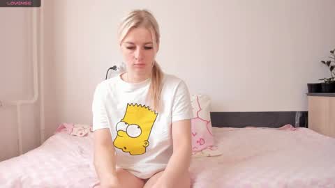 Snapshot of paris_hilt_on chatting on January 24, 4:48 am Sasha online show from January 24, 4:48 am