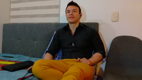 Mark Paris online show from October 19, 6:25 am