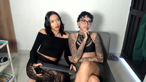 parisandvi online show from January 12, 10:15 pm