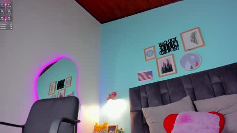 PARIS online show from January 16, 10:44 pm