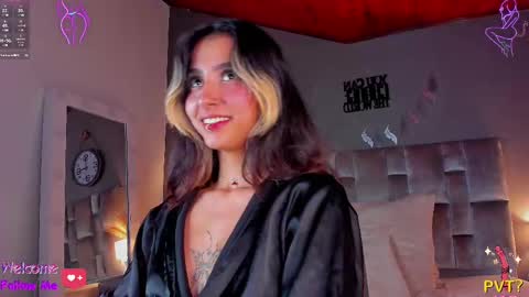 PARIS online show from February 11, 1:41 am