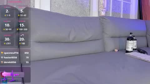 Snapshot of parisi_ chatting on March 5, 10:10 pm PARISI online show from March 5, 10:10 pm