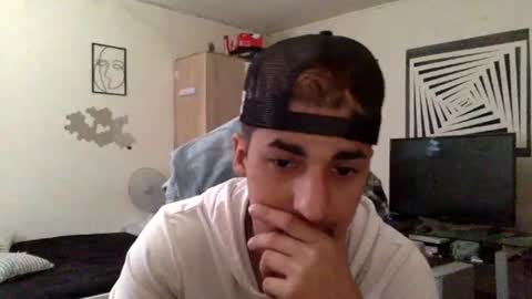 Snapshot of parissapper chatting on July 3, 10:54 am parissapper online show from July 3, 10:54 am