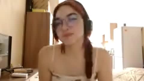 Michelle online show from November 4, 9:25 pm