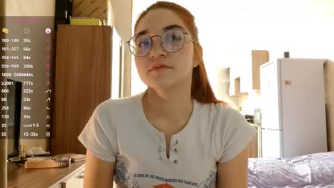 Snapshot of parisstoot chatting on November 8, 8:40 pm Michelle online show from November 8, 8:40 pm