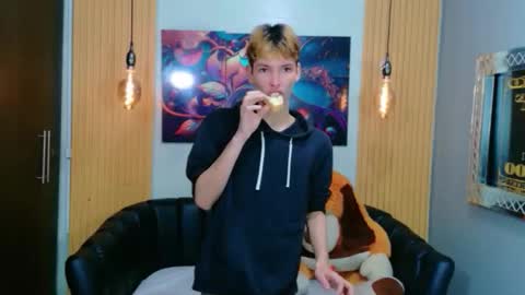 park_jimin1 online show from January 11, 2:11 pm