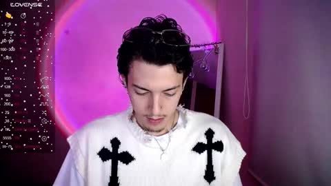 Snapshot of parker_222 chatting on February 17, 1:24 am parker_222 online show from February 17, 1:24 am