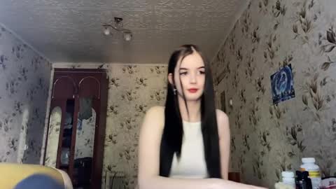 Snapshot of partheniamachle chatting on May 24, 12:10 pm Milana online show from May 24, 12:10 pm