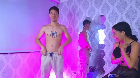 Danna online show from October 13, 1:22 pm