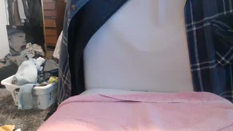 Snapshot of partyndwn chatting on September 15, 4:18 pm partyndwn online show from September 15, 4:18 pm