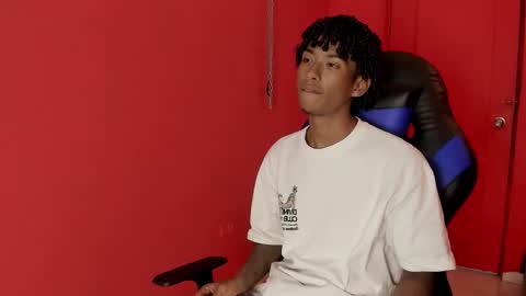 Snapshot of parzival_wt chatting on February 10, 7:40 pm PARZIVAL online show from February 10, 7:40 pm