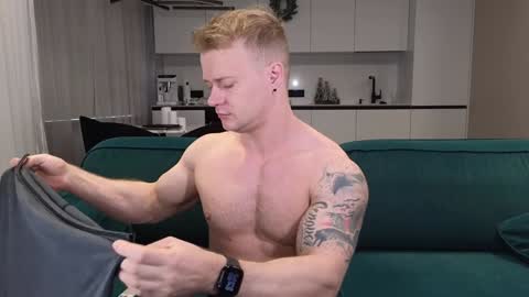 Pashka online show from January 5, 9:37 am