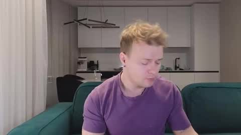 Pashka online show from February 25, 8:14 am