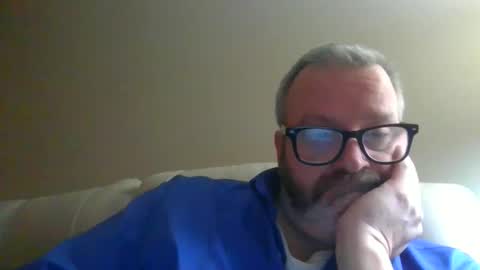 passporttraveler1 online show from January 8, 1:53 am