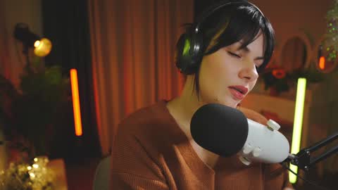 Patricia online show from December 15, 6:15 pm