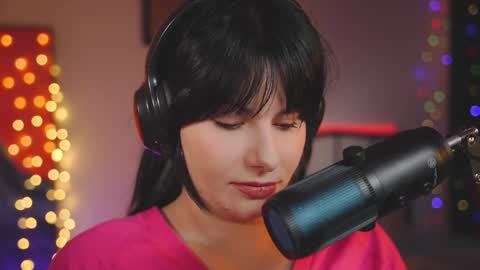 Patricia online show from December 22, 6:48 pm