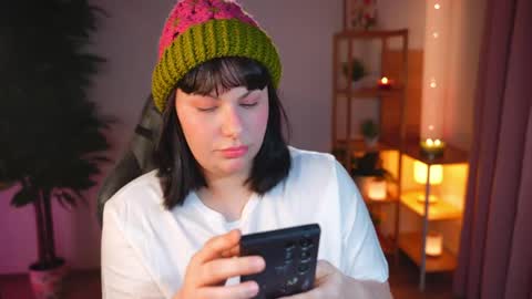 Patricia online show from March 23, 8:35 pm