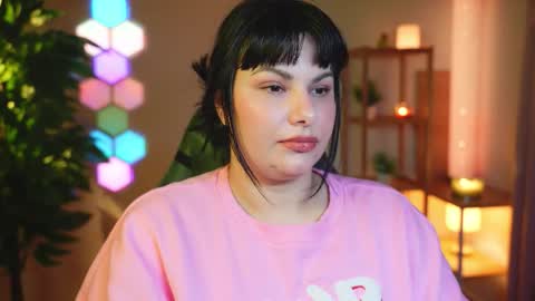 Snapshot of patricia_bennett chatting on March 25, 9:10 pm Patricia online show from March 25, 9:10 pm