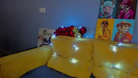 Snapshot of patricia_cox chatting on December 14, 9:56 pm Patricia GMT2 Wed-Thu 5-11am Sat-Mon 5-11am online show from December 14, 9:56 pm