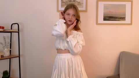 Snapshot of patricia_perry chatting on September 14, 10:14 am Vicki online show from September 14, 10:14 am