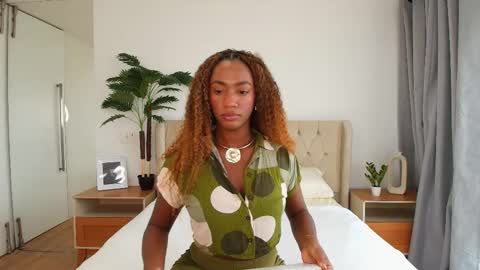 Patricia Rossi online show from January 8, 11:45 am