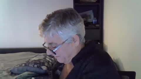 Snapshot of patrick5275 chatting on December 11, 9:12 pm patrick5275 online show from December 11, 9:12 pm