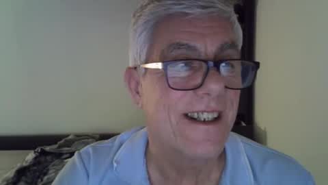 Snapshot of patrick5275 chatting on December 29, 8:04 pm patrick5275 online show from December 29, 8:04 pm