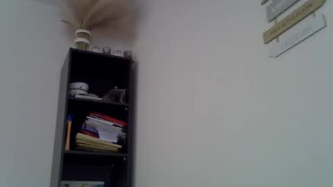 Snapshot of patrick5275 chatting on February 23, 3:40 pm patrick5275 online show from February 23, 3:40 pm