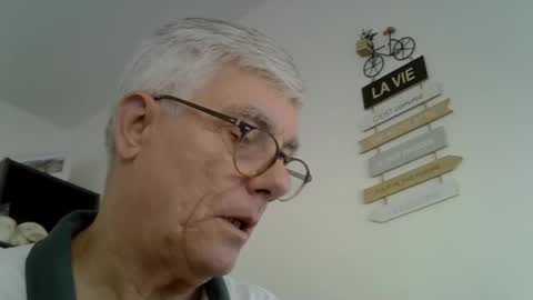 Snapshot of patrick5275 chatting on September 28, 9:03 am patrick5275 online show from September 28, 9:03 am