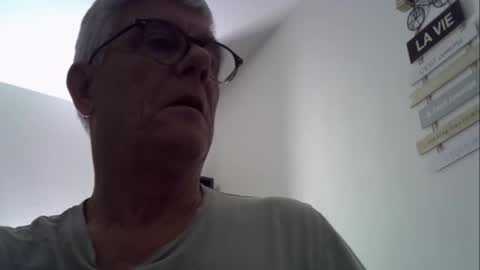 Snapshot of patrick5275 chatting on October 13, 7:14 pm patrick5275 online show from October 13, 7:14 pm