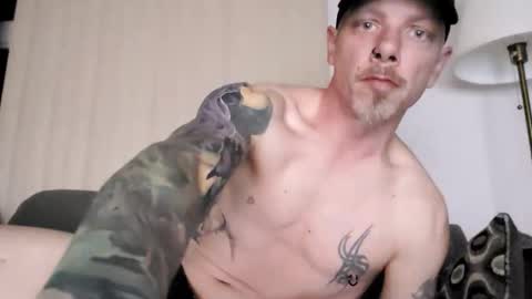 Snapshot of patrickgauvreau666 chatting on October 22, 10:53 pm Charles Tremblay online show from October 22, 10:53 pm