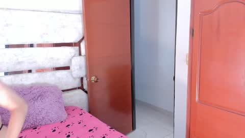 Snapshot of patrik_12 chatting on January 24, 9:37 pm patrik online show from January 24, 9:37 pm