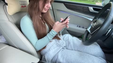 Andreea online show from September 22, 4:47 am