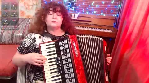 Snapshot of patsyorose chatting on February 27, 6:35 am PatsyORose online show from February 27, 6:35 am