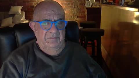 patvac online show from September 28, 3:39 pm