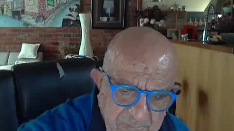 patvac online show from November 17, 5:13 am