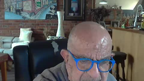Snapshot of patvac chatting on June 19, 1:54 am patvac online show from June 19, 1:54 am