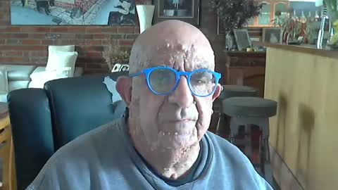 Snapshot of patvac chatting on June 21, 1:19 am patvac online show from June 21, 1:19 am