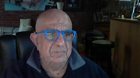 Snapshot of patvac chatting on June 24, 5:17 am patvac online show from June 24, 5:17 am