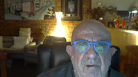 Snapshot of patvac chatting on July 5, 3:30 pm patvac online show from July 5, 3:30 pm