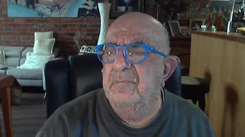 Snapshot of patvac chatting on July 16, 1:22 am patvac online show from July 16, 1:22 am