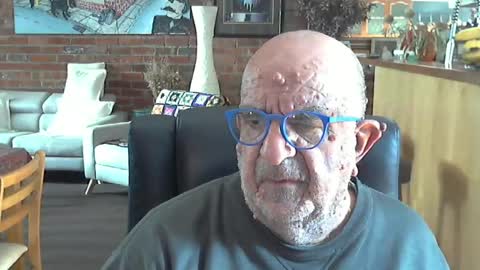Snapshot of patvac chatting on July 17, 1:23 am patvac online show from July 17, 1:23 am